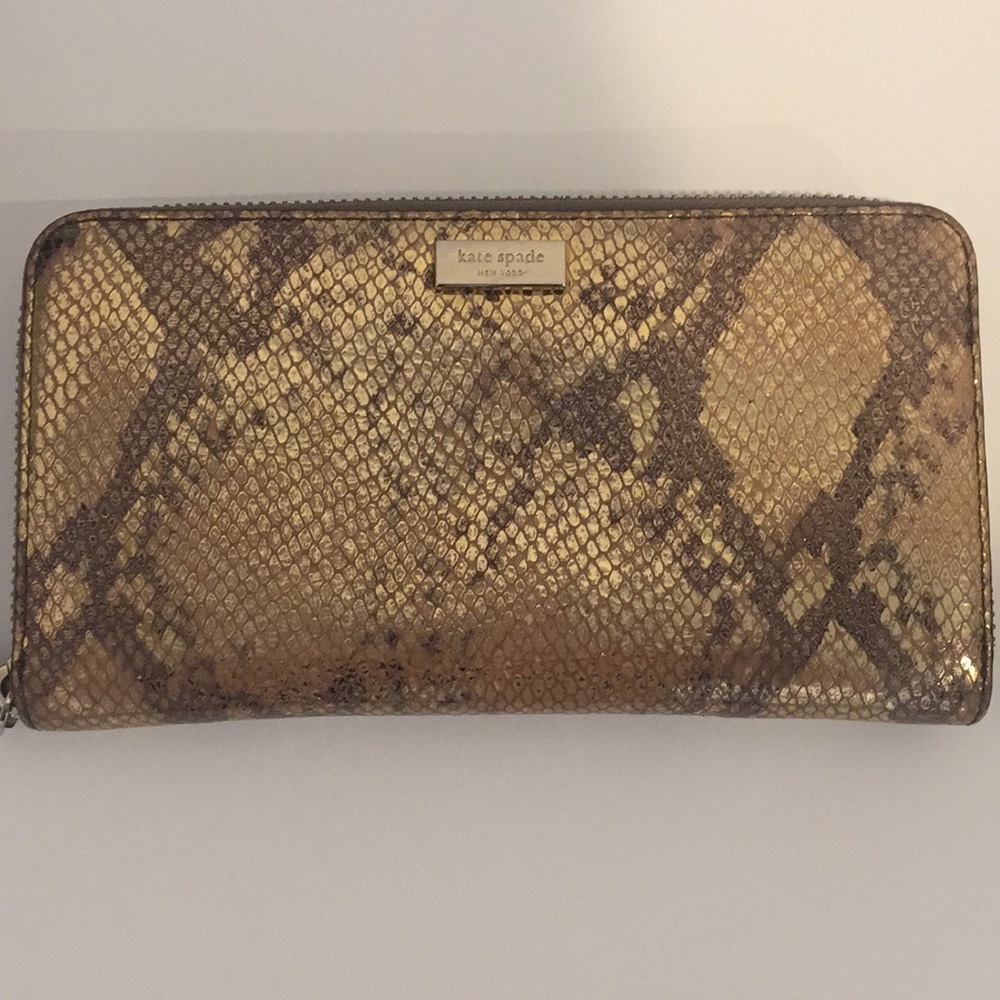 Kate Spade Wallet ♠️